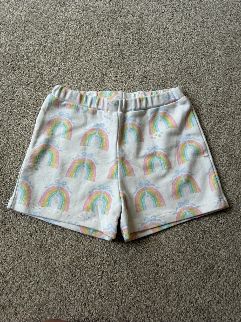 NWOT Beaufort Bonnet Company White Rainbow Print Shorts